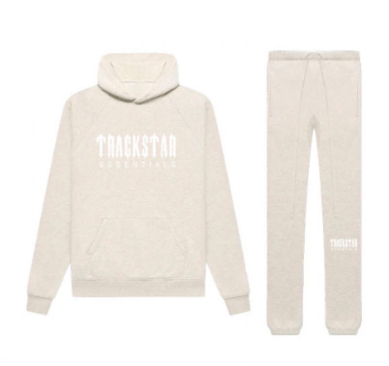 Chandals Essentials Trackstar Comfortable Creme | 63RIFHGXB